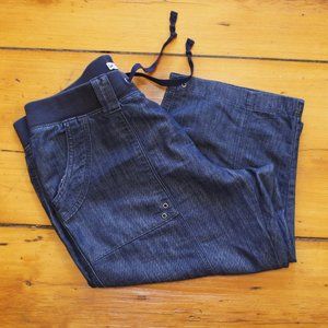 Women's LEE Natural Fit Just Below the Waist Capri Crop Pants Size 16P E…